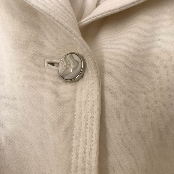 Jacket for fall - Picture 3 of 6